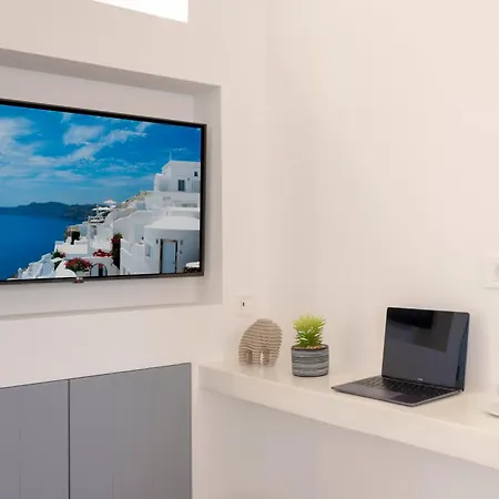 Linea Luxury Suites Fira  Extérieur photo